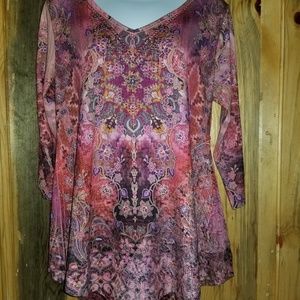 701 Unity World Wear gorgeous tunic top